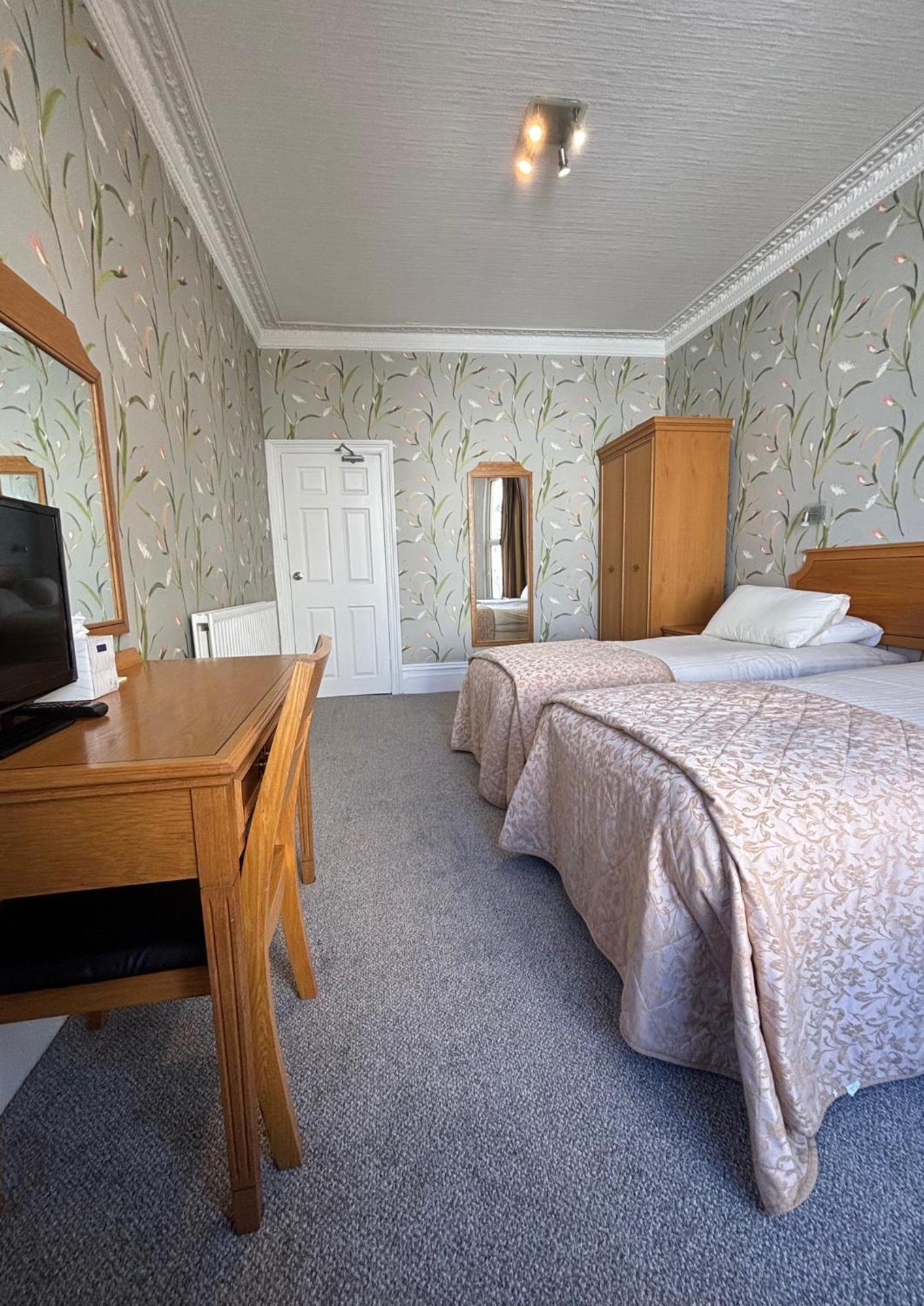 Welbeck Hotel & Apartments Douglas Exterior foto